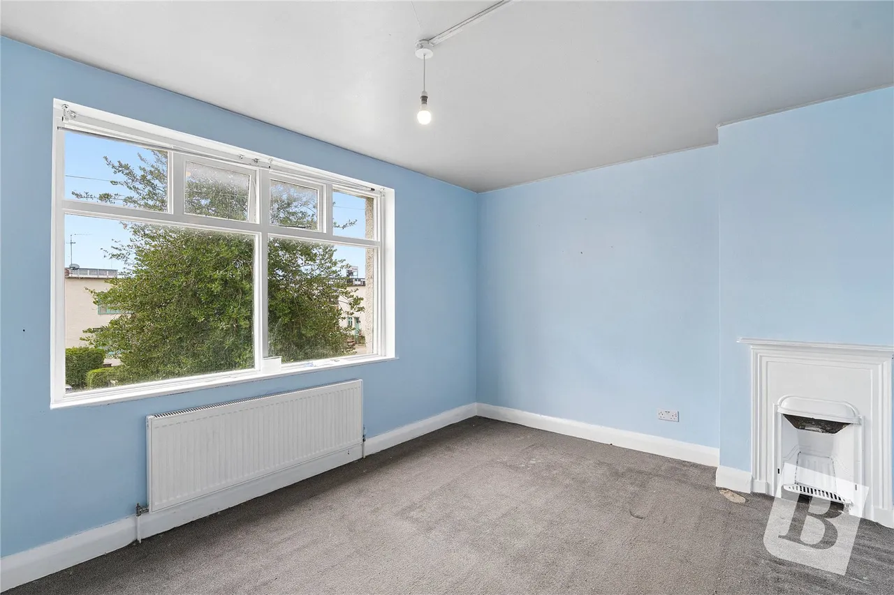 Bata Avenue, East Tilbury, Tilbury, RM18, photo 9