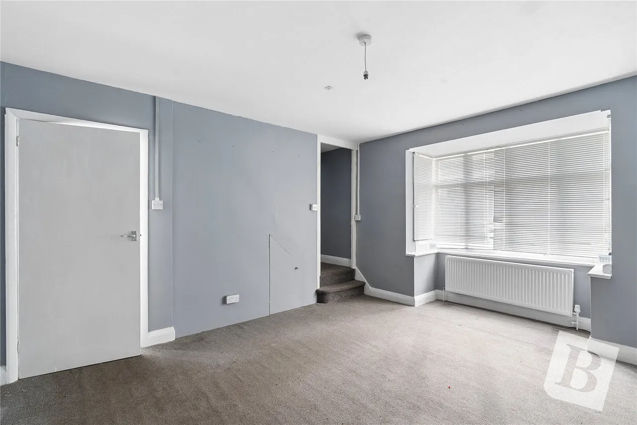 Bata Avenue, East Tilbury, Tilbury, RM18, photo 5