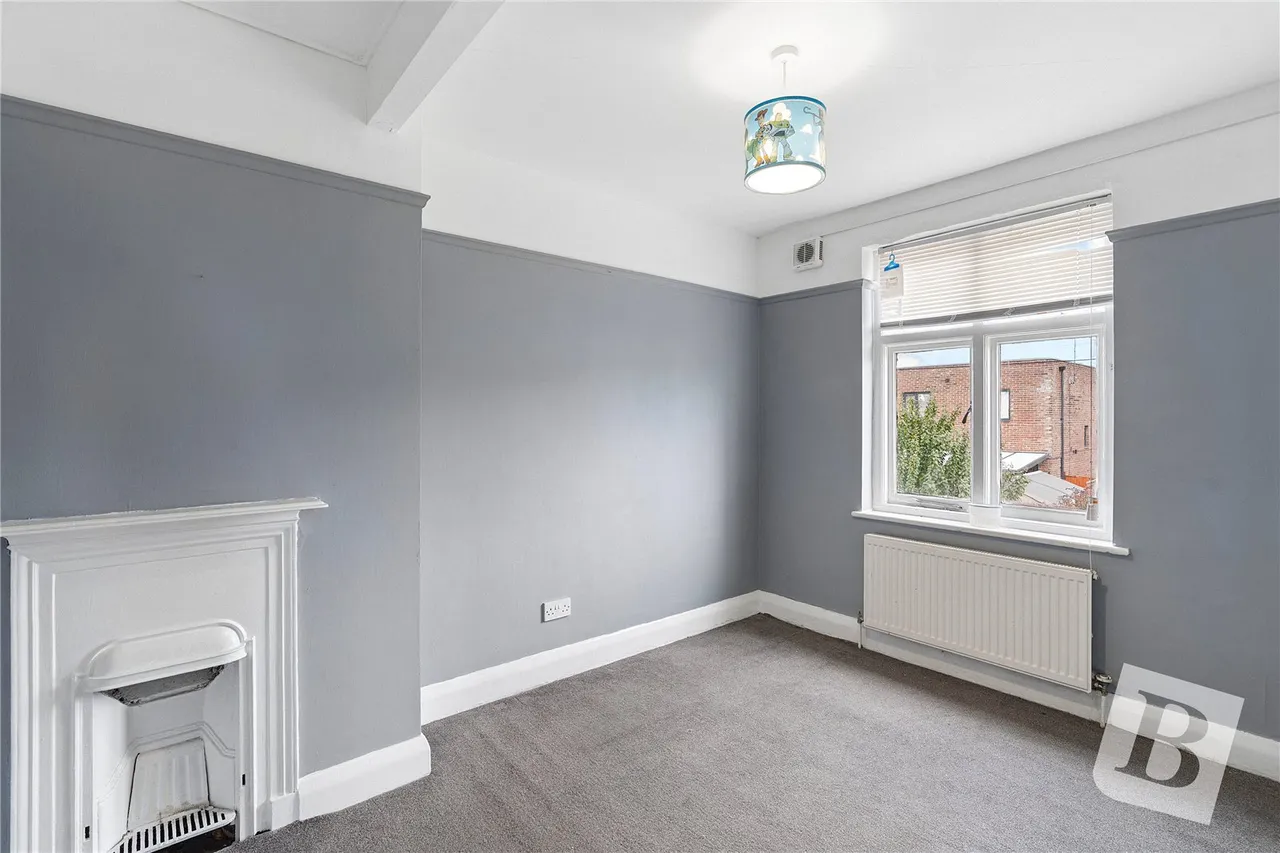 Bata Avenue, East Tilbury, Tilbury, RM18, photo 8