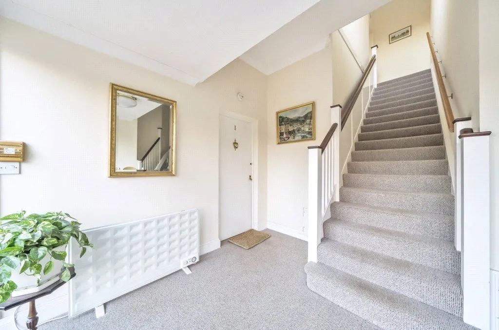 Murdoch Road, Wokingham, RG40, photo 9
