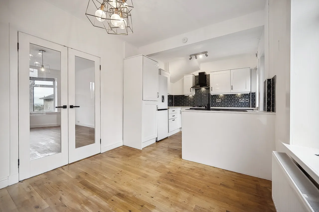 Hillview Drive, Clarkston, G76, photo 5