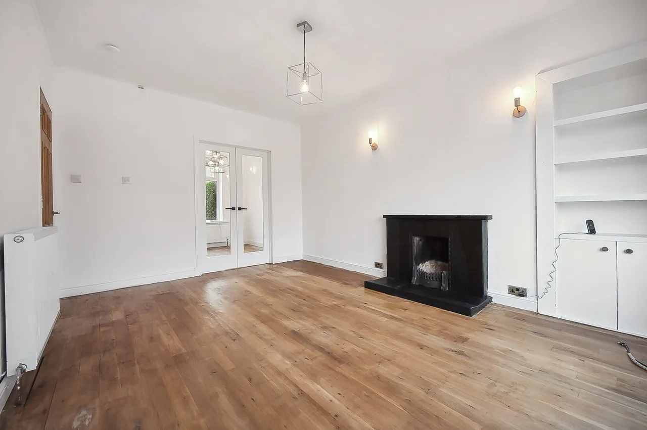 Hillview Drive, Clarkston, G76, photo 2