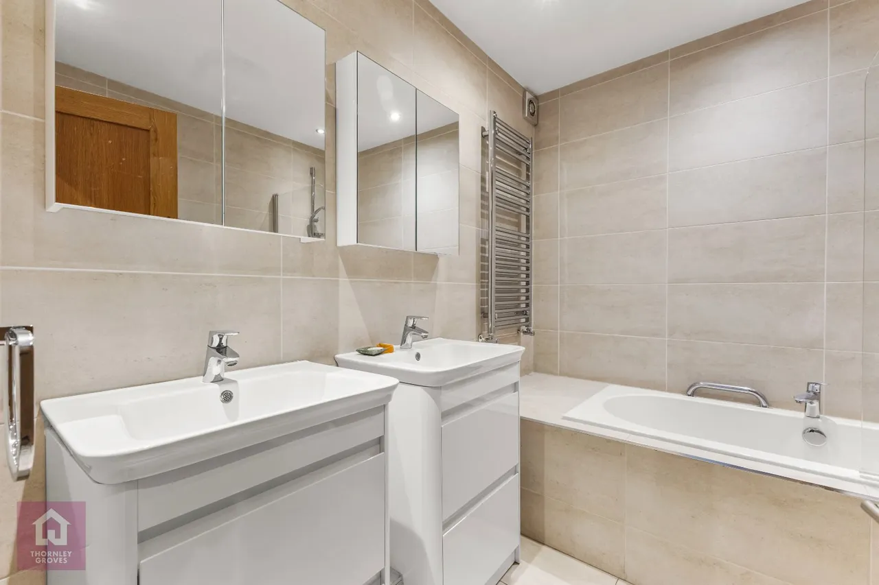 Devisdale Road, Altrincham, WA14, photo 17