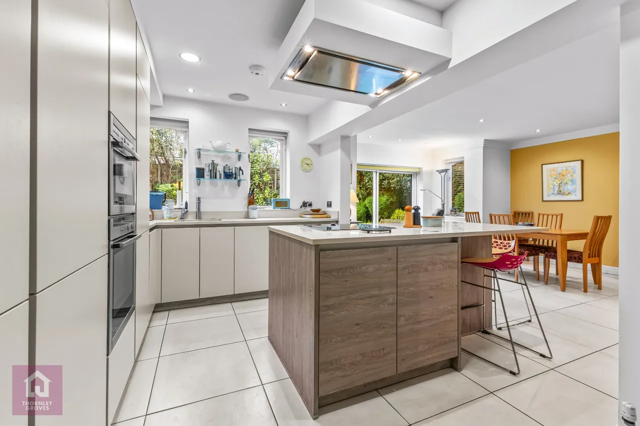 Devisdale Road, Altrincham, WA14, photo 5