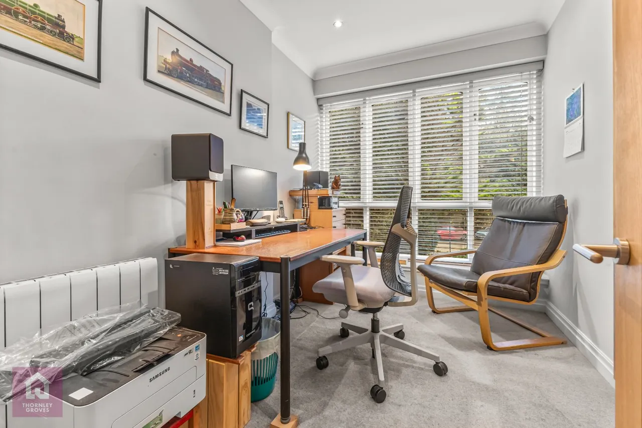 Devisdale Road, Altrincham, WA14, photo 20