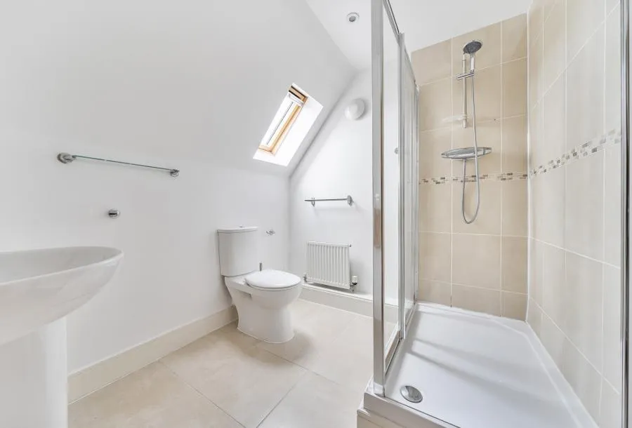 Brookfield Drive, Horley, RH6, photo 16