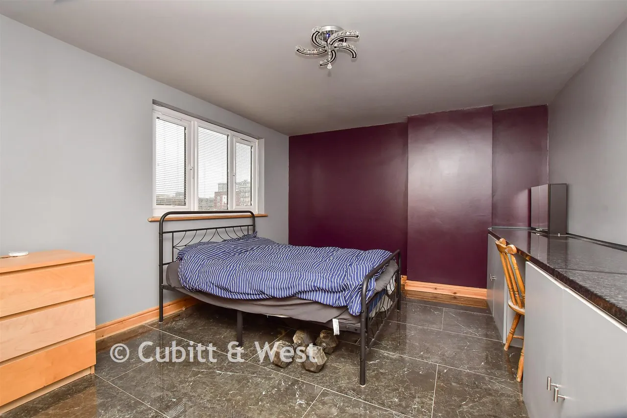 Clarendon Road, Wallington, SM6, photo 11