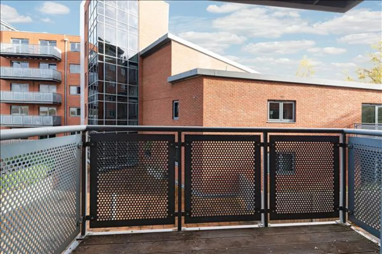 Chapter Way, Colliers Wood, photo 8