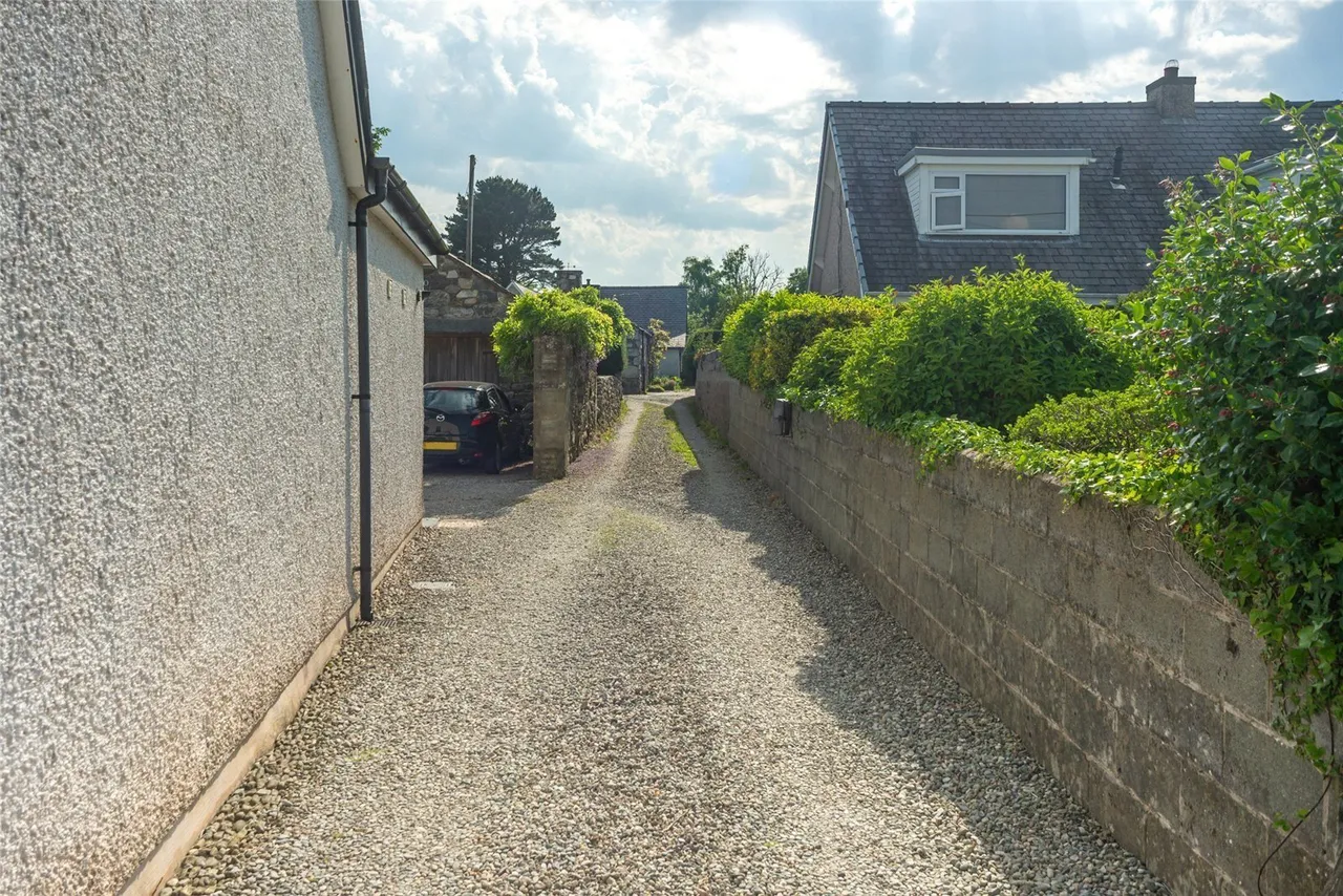 Llanrug, Caernarfon, LL55, photo 24
