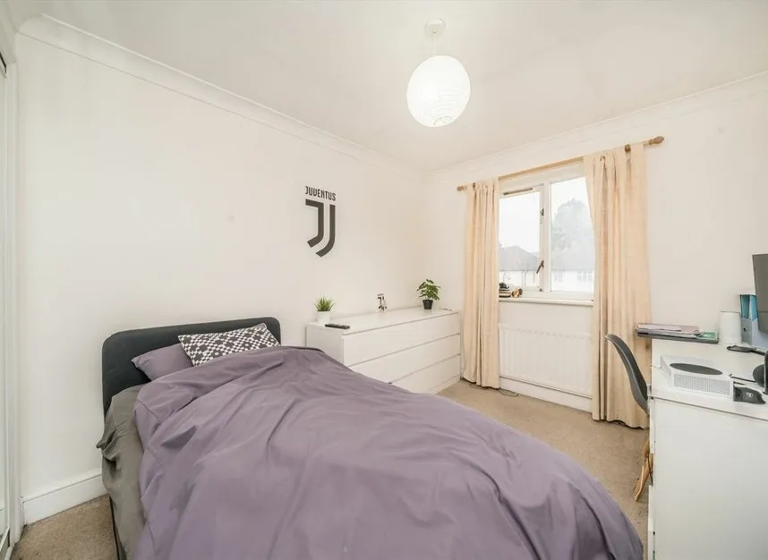 Harvest Lane, Thames Ditton, KT7, photo 6