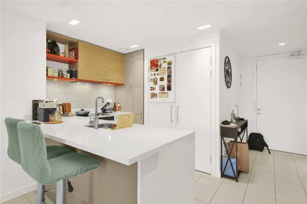 Tidal Basin Road, Canary Wharf, E16, photo 5
