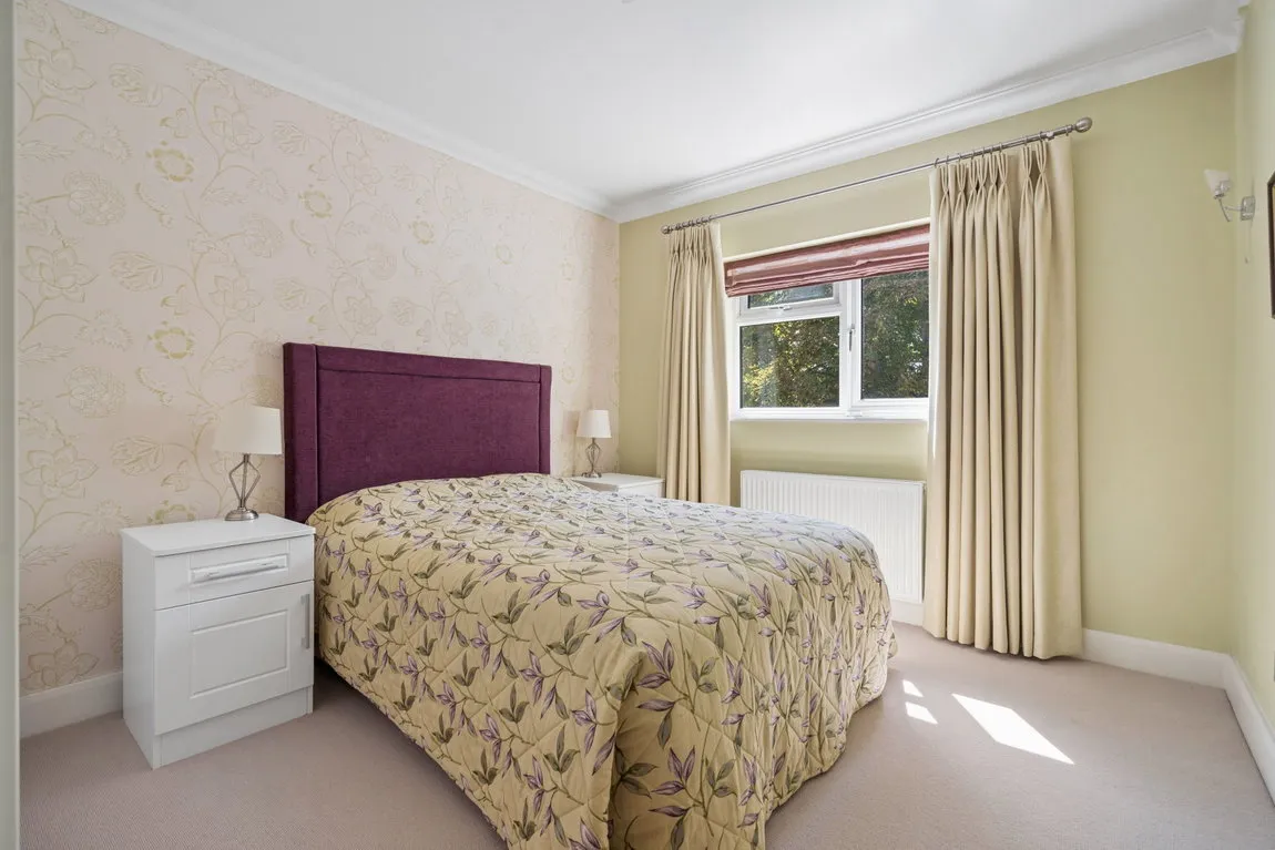 The Avenue, Hatch End, HA5, photo 12