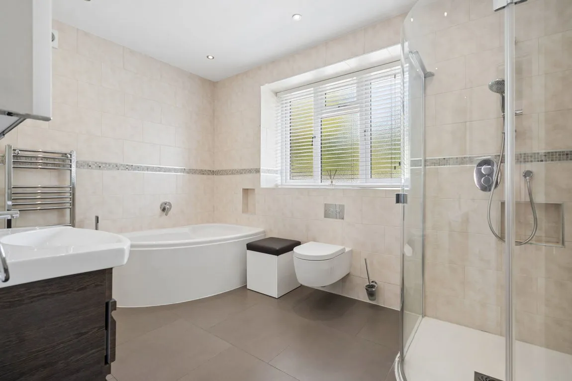 The Avenue, Hatch End, HA5, photo 22