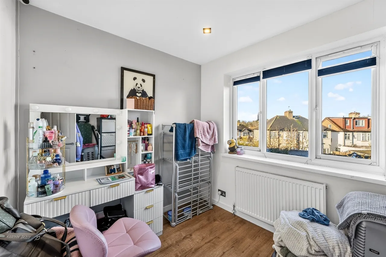 Lynmouth Avenue, Morden, SM4, photo 13