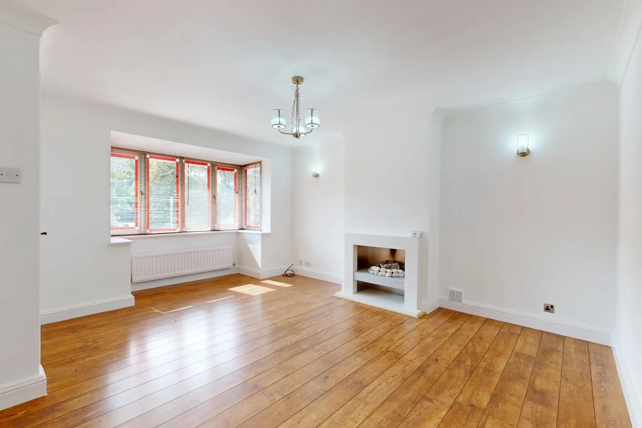 Butts Road, Shawbirch, Telford TF5 0NH, photo 3