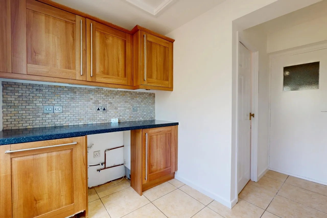 Butts Road, Shawbirch, Telford TF5 0NH, photo 9
