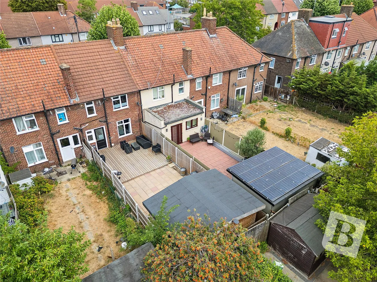 Parsloes Avenue, Dagenham, RM9, photo 6
