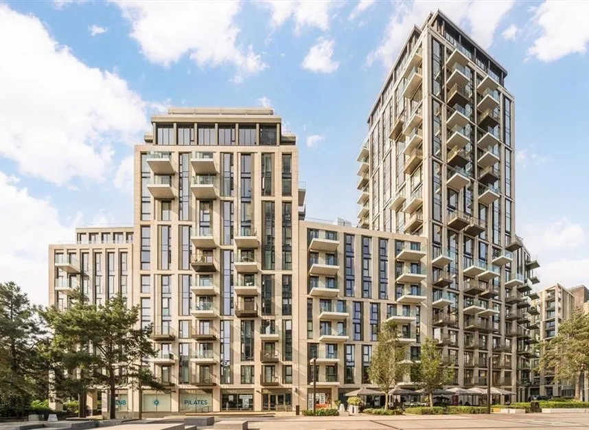 Vaughan Way, E1W, photo 9