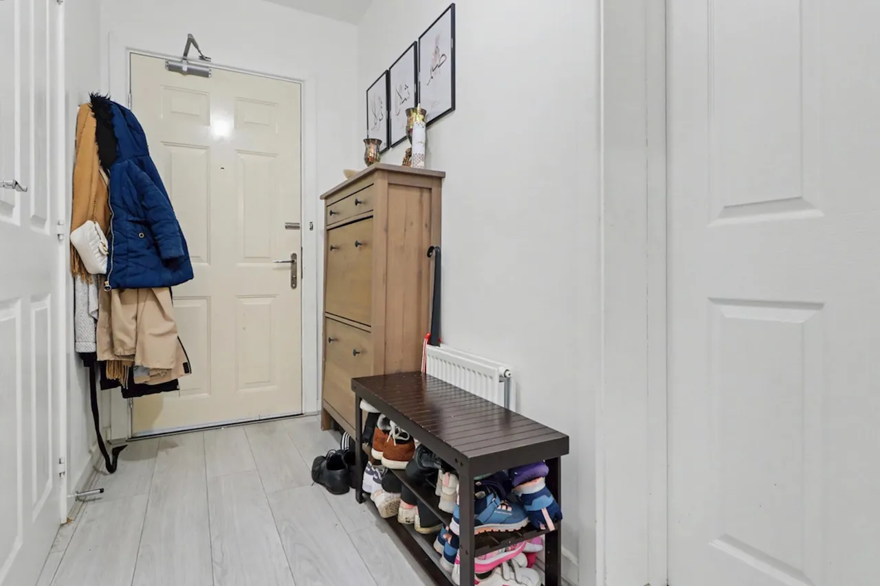 Taywood Road, Northolt, UB5, photo 8