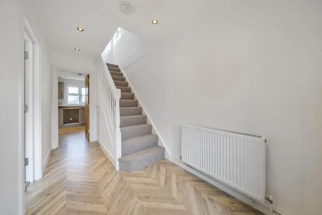 Diamond Way, Wokingham, RG41, photo 4