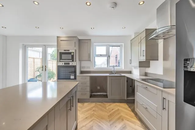 3 bed house to rent, Diamond Way, Wokingham, RG41