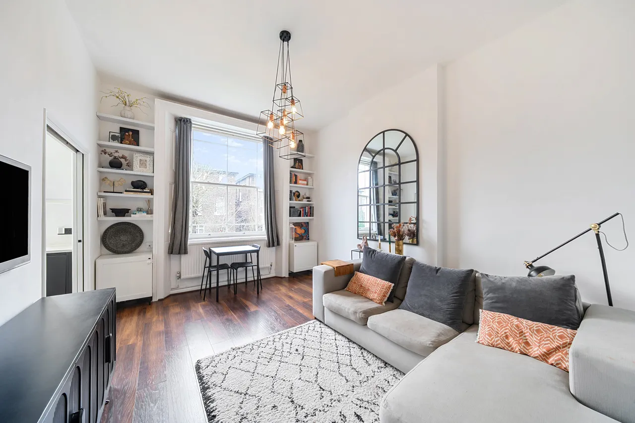 52b Chichester Road, London, photo 2