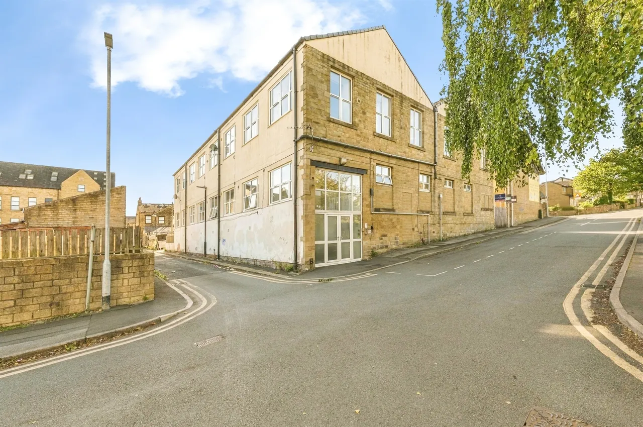 Water Street, Huddersfield, HD1, photo 2