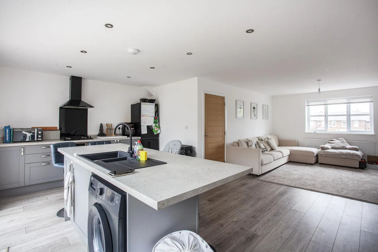 Browning Road, Rotherham, S65, photo 2