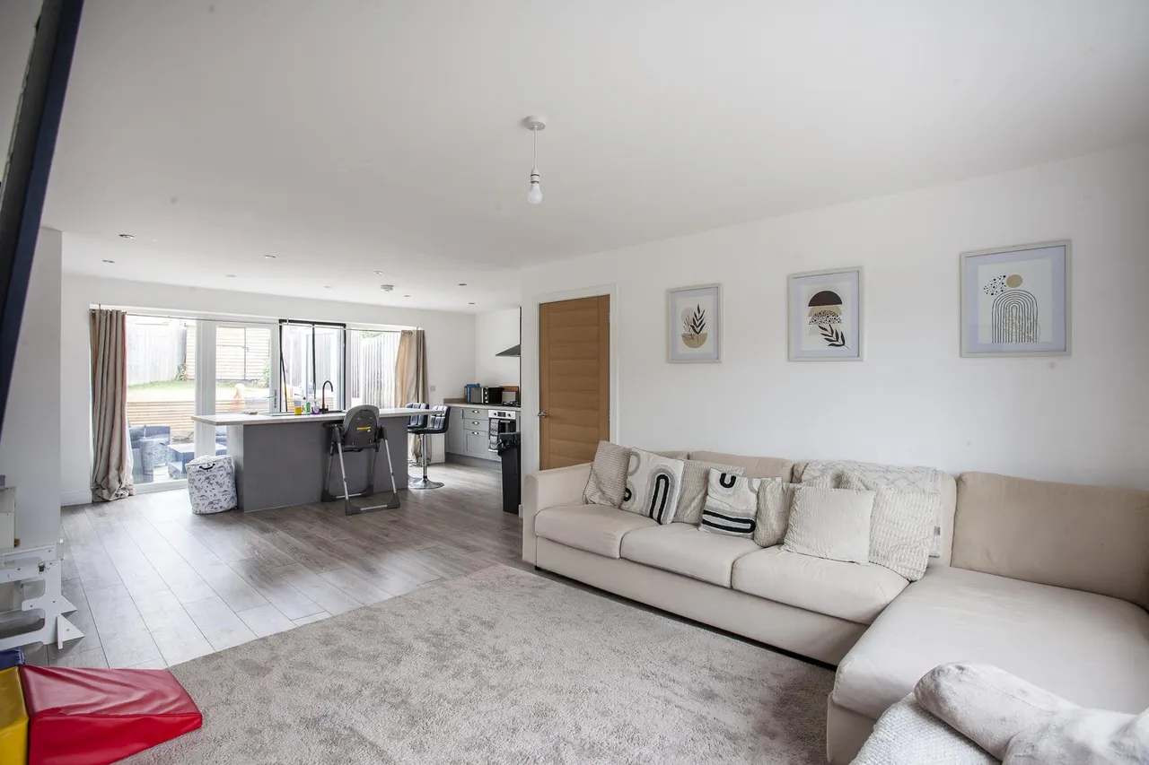 3 bed house for sale, Browning Road, Rotherham, S65