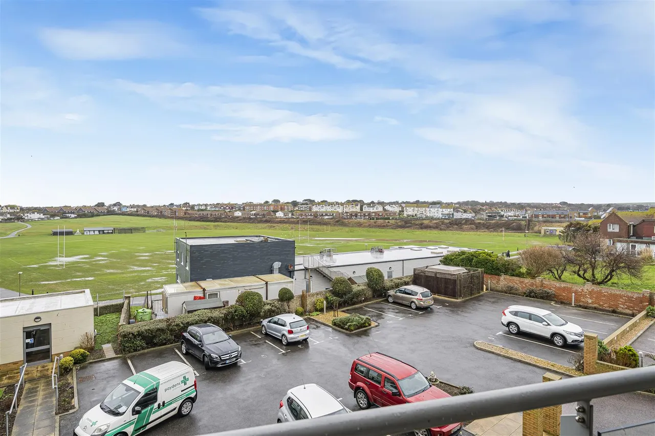 Dane Road, Seaford, photo 9