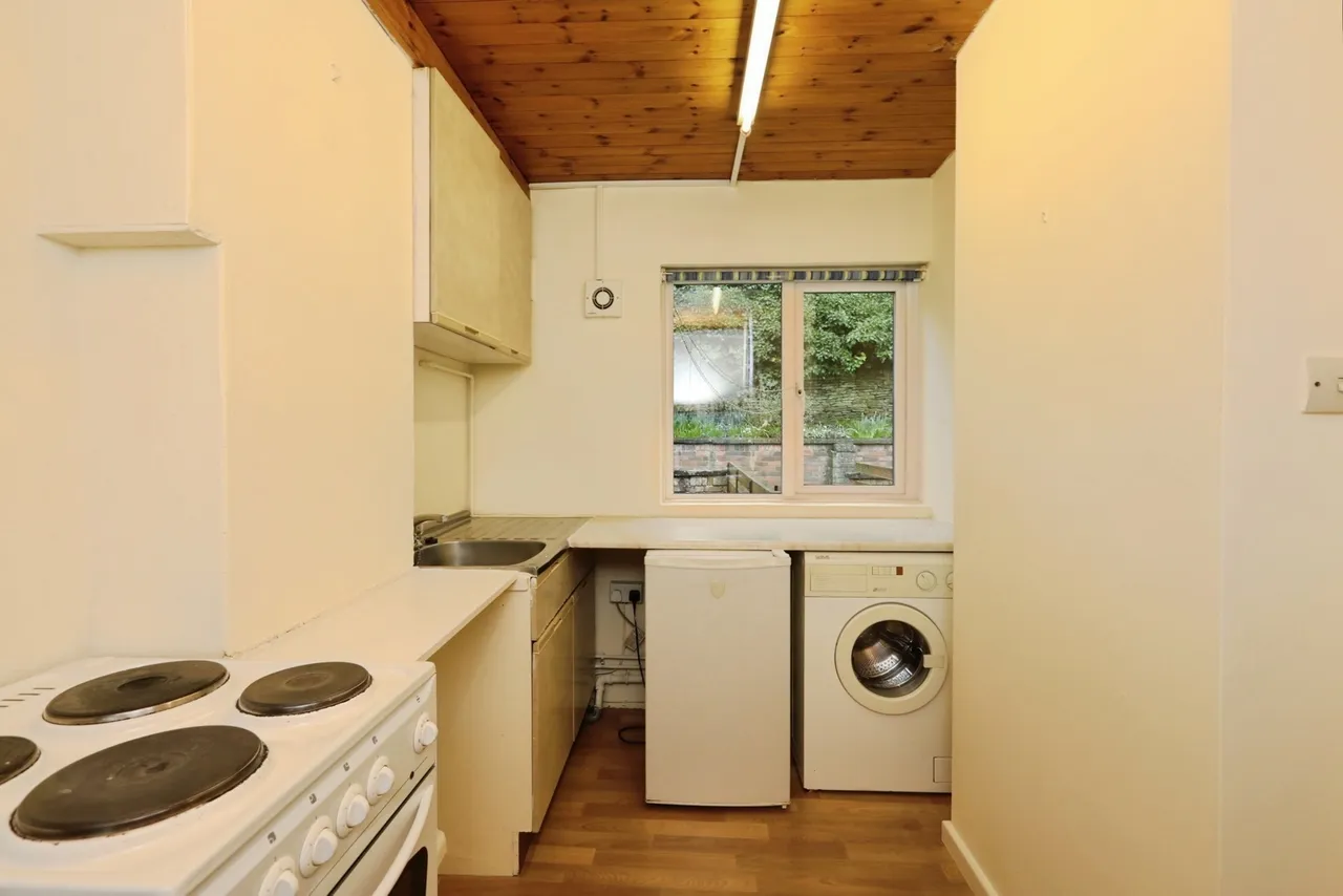 Psalter Lane, Sheffield, S11, photo 2