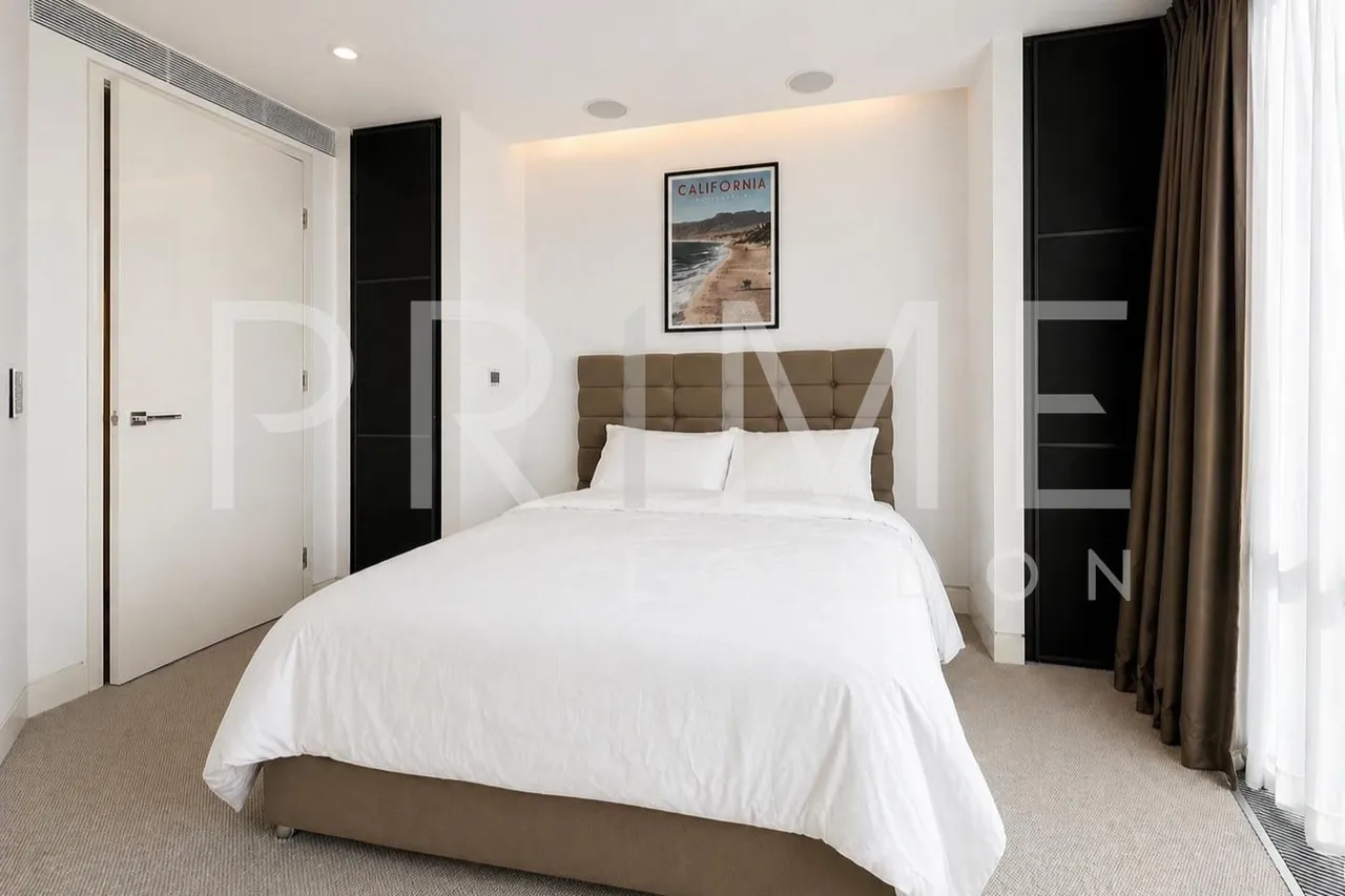 The Tower, One St George Wharf, SW8, photo 9