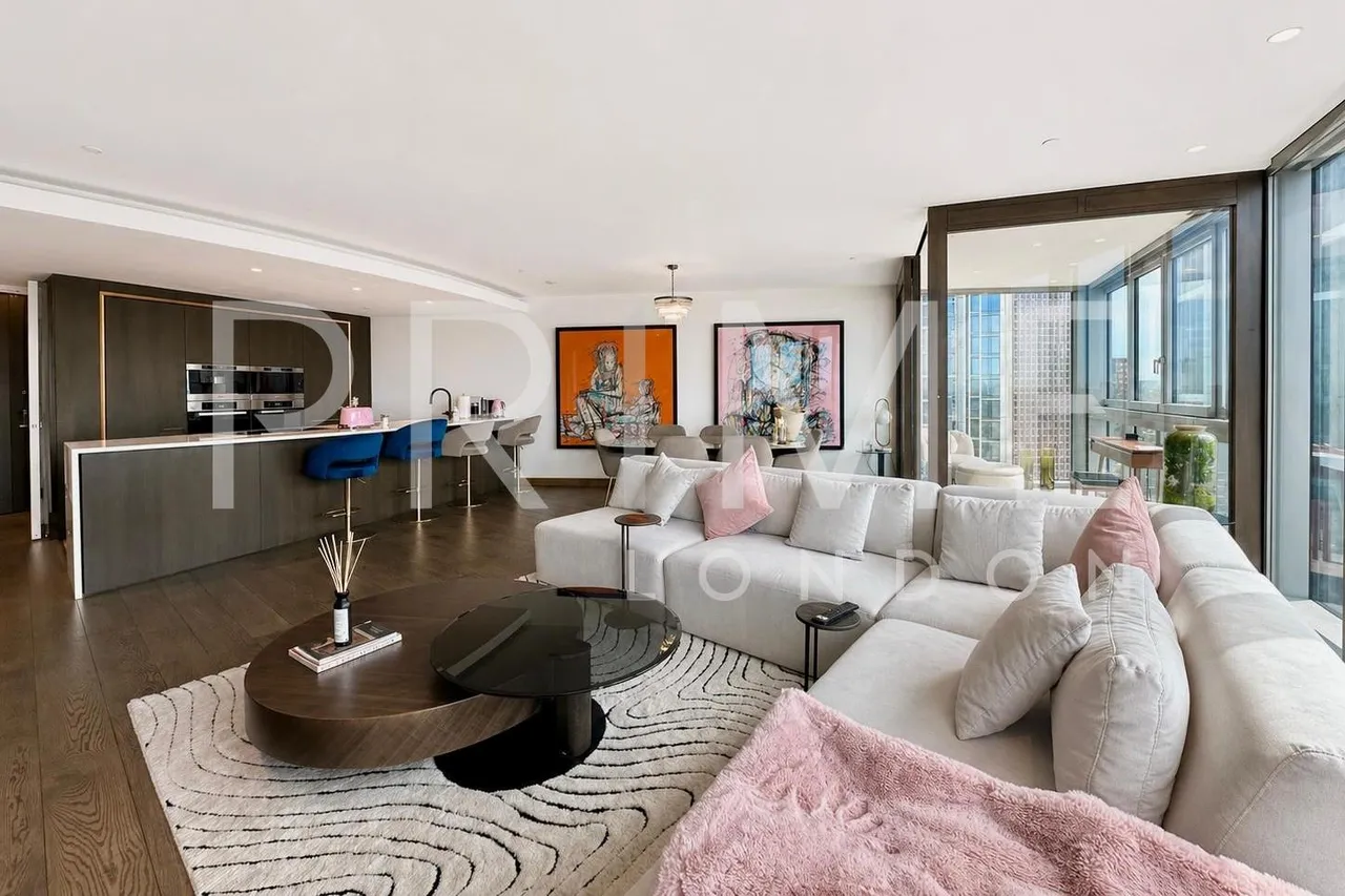 The Tower, One St George Wharf, SW8, photo 5