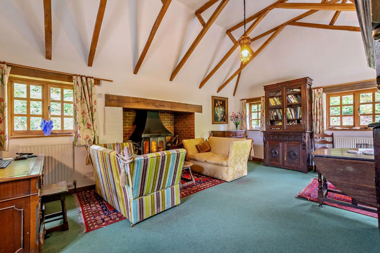 Copyhold Lane, Lindfield, Haywards Heath, West Sussex, RH16 1XU, photo 7