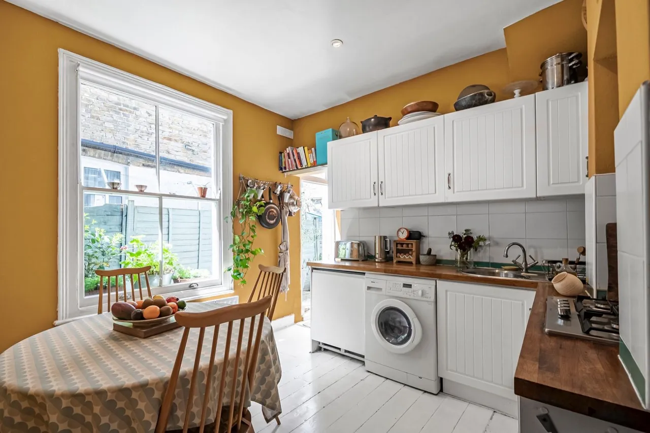 Treport Street, Earlsfield, London, SW18, photo 4