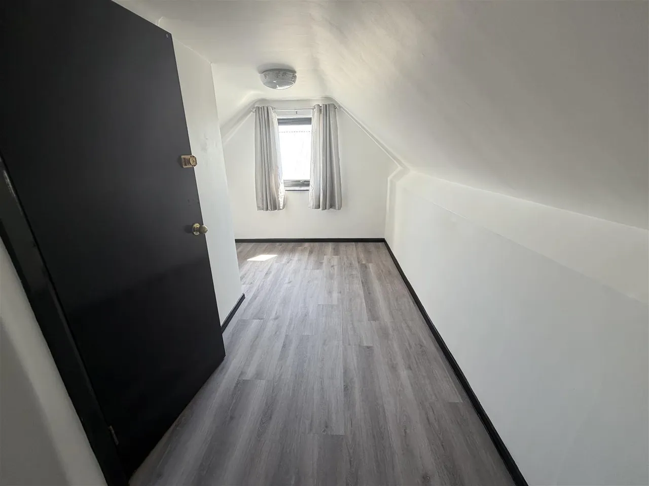 Dorchester Road, Weymouth, DT3 5HU, photo 6
