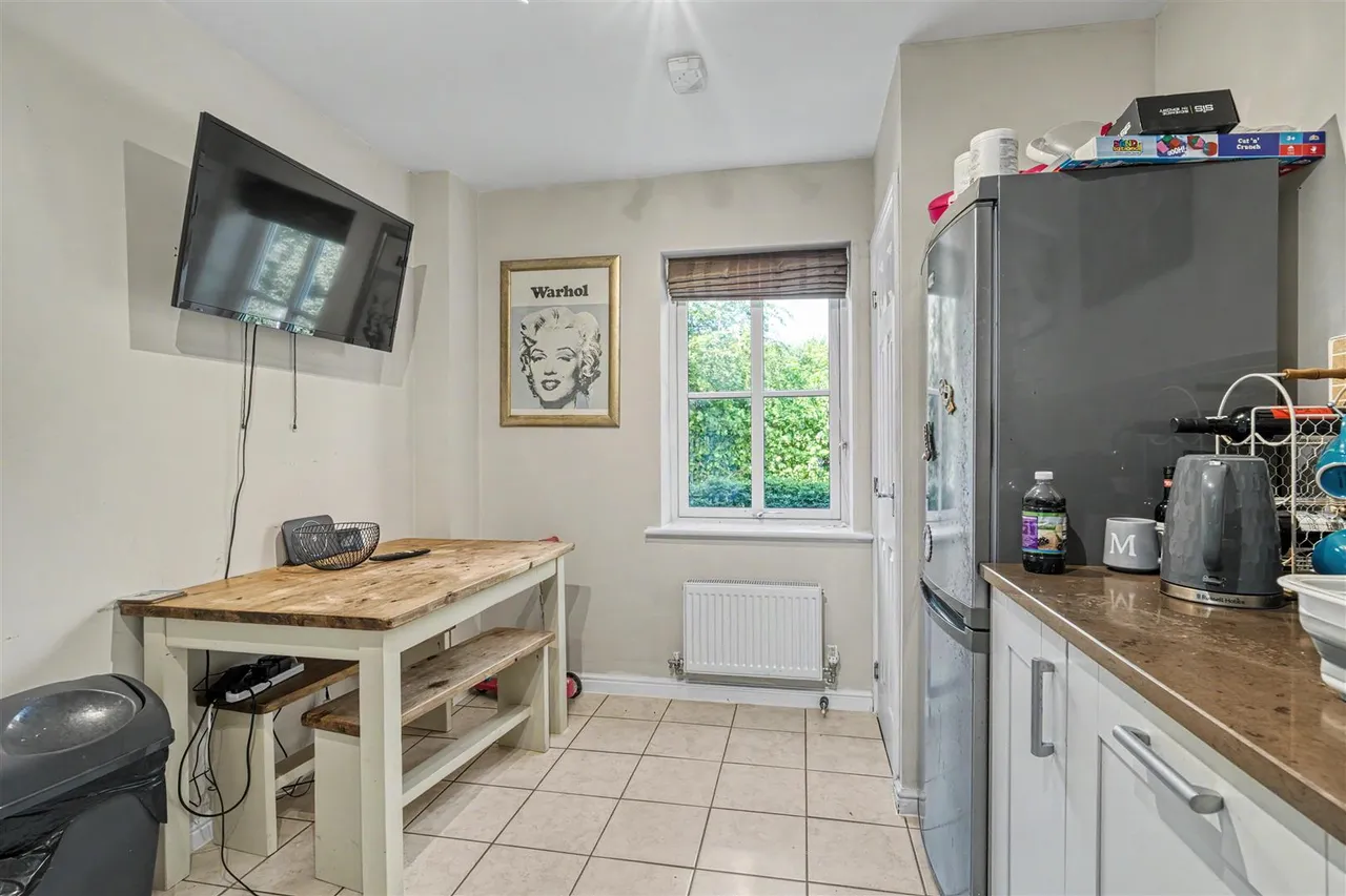 Caldwell Close, Shaftesbury, photo 8