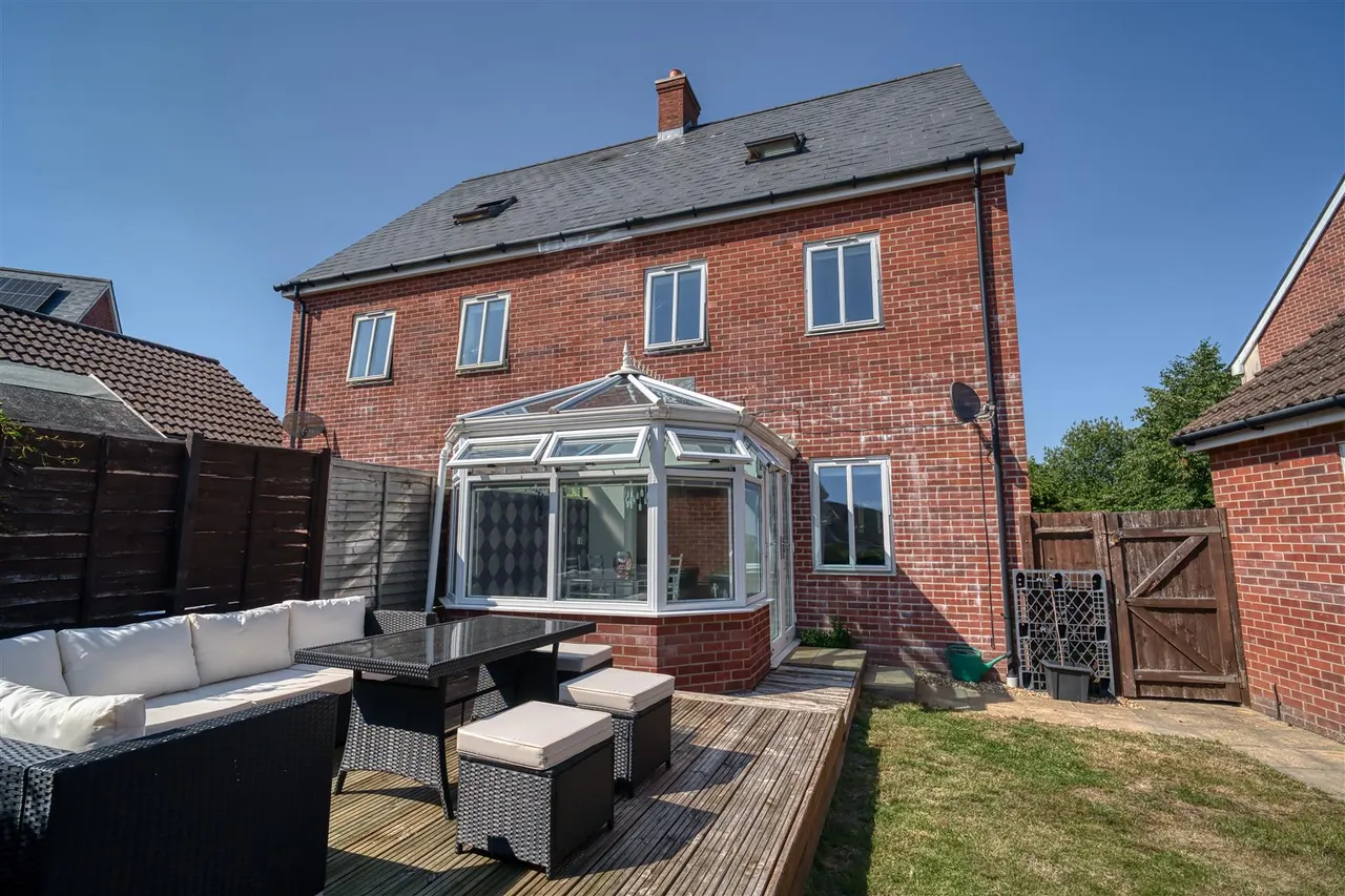 Caldwell Close, Shaftesbury, photo 7