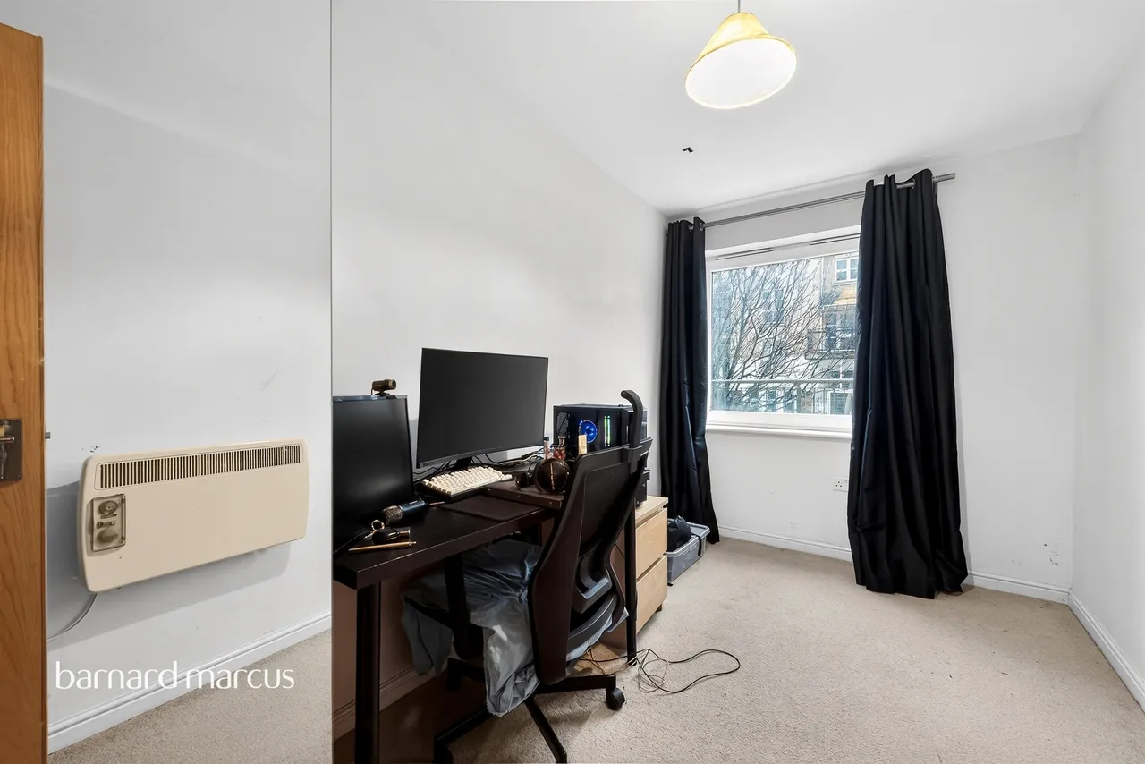 Highfield Road, Feltham, TW13, photo 6