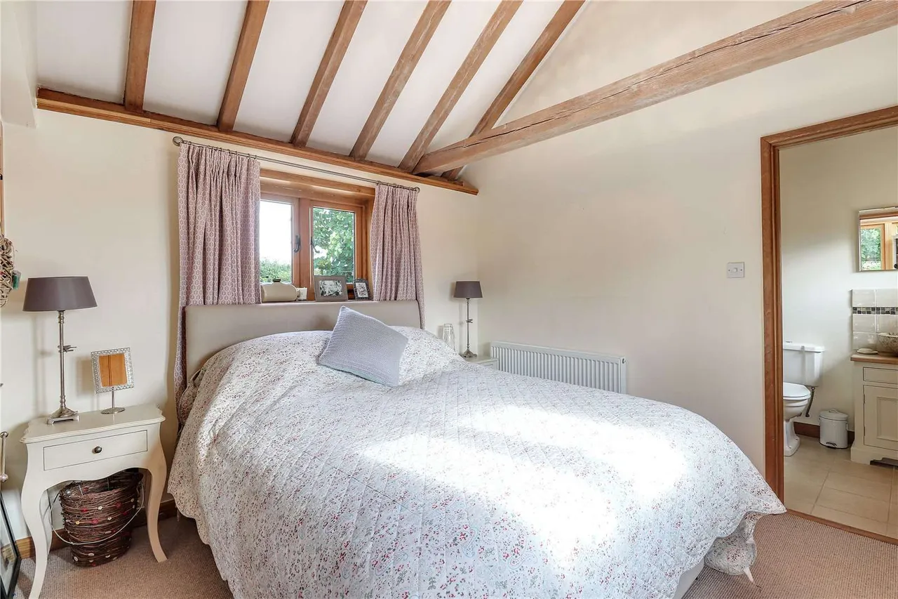 Hale Oak Road, Weald, Sevenoaks, Kent, TN14 6NQ, photo 12