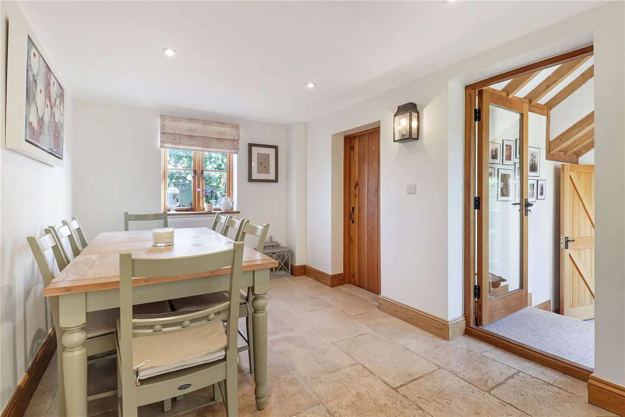 Hale Oak Road, Weald, Sevenoaks, Kent, TN14 6NQ, photo 9