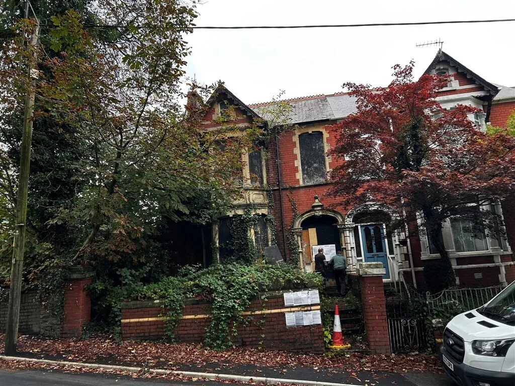 3 bed house for sale, Neath Road, Maesteg, CF34