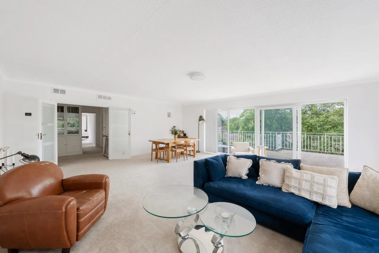 Private Road, Enfield, London, EN1, photo 3