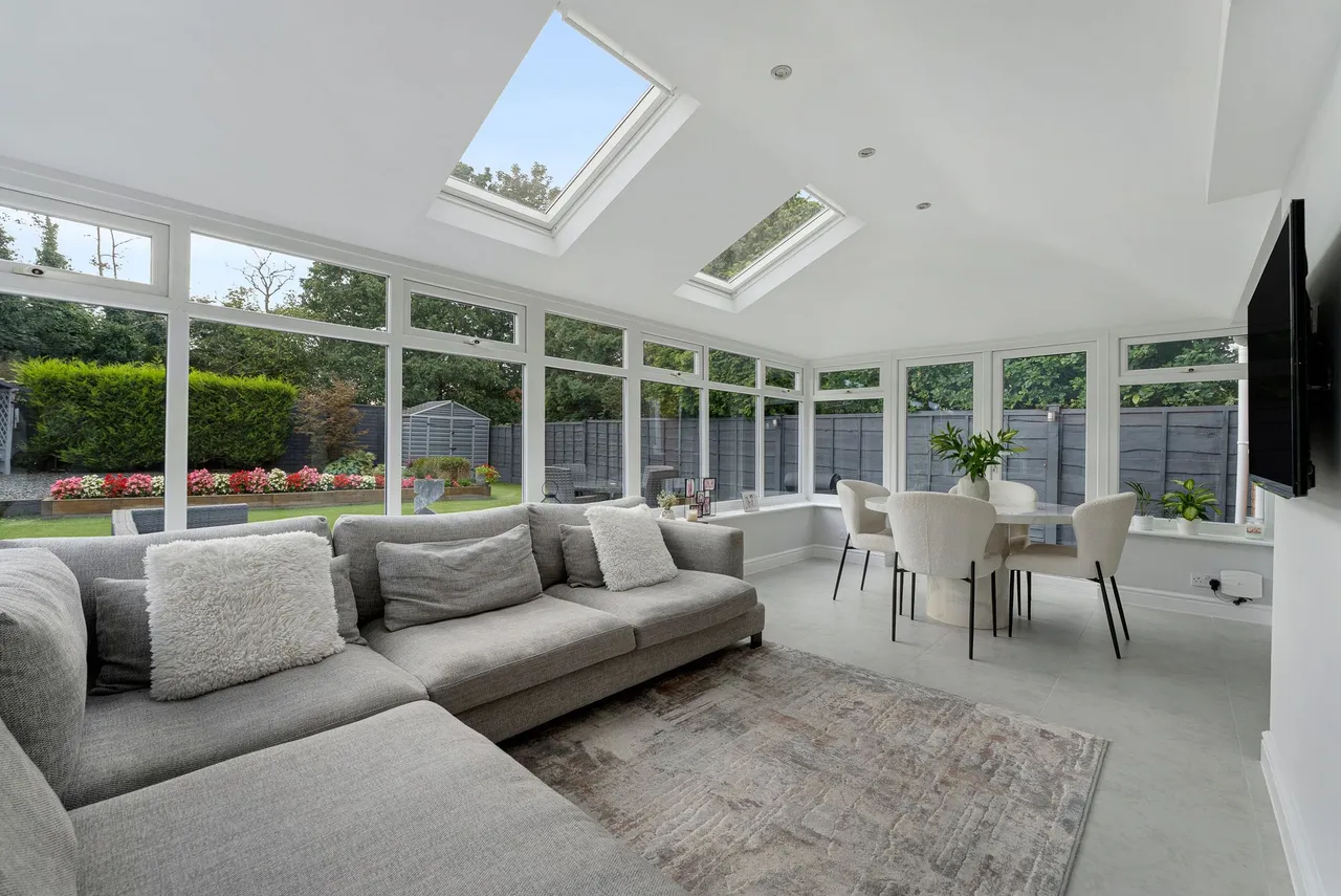 Lazenby Crescent, Ashton-In-Makerfield, WN4, photo 11