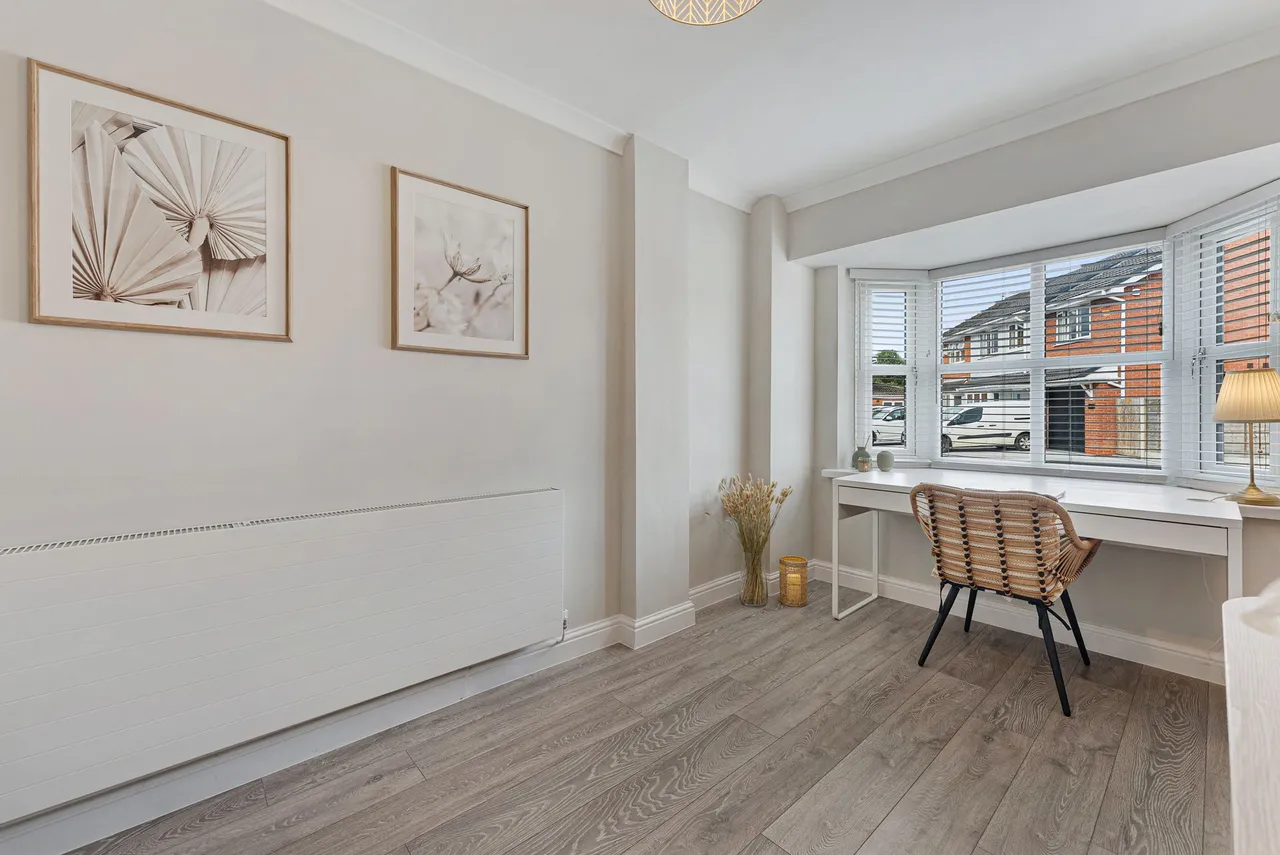 Lazenby Crescent, Ashton-In-Makerfield, WN4, photo 19