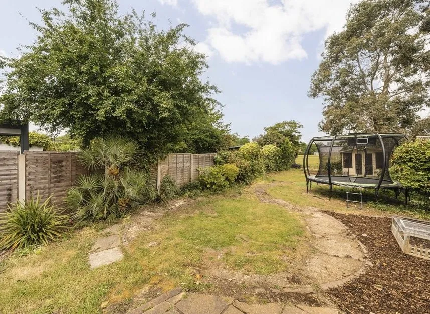 Manor Lane, Sunbury-On-Thames, TW16, photo 6
