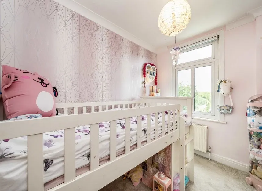 Manor Lane, Sunbury-On-Thames, TW16, photo 9