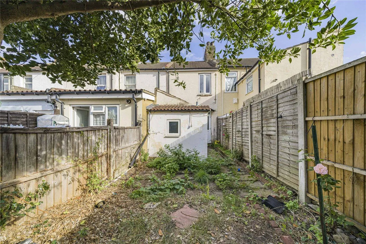 Stanhope Road, Swanscombe, DA10, photo 17