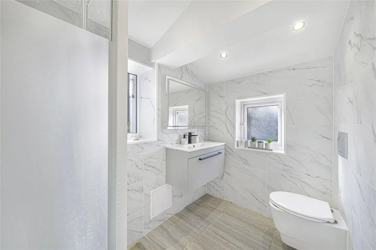 Stanhope Road, Swanscombe, DA10, photo 5