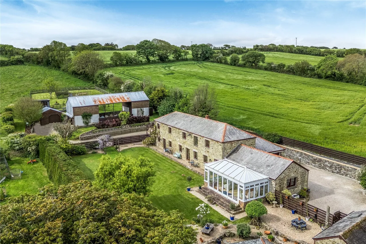 4 bed house for sale, Penhallow, Truro, TR4